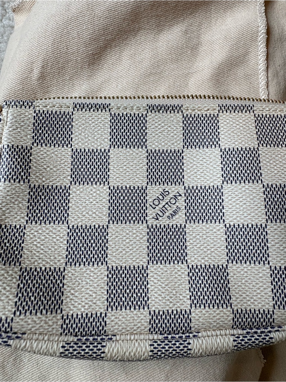 Louis Vuitton Damier Azur Mini Pochette Accessoires - Cream/Blue - Picture 11 of 11